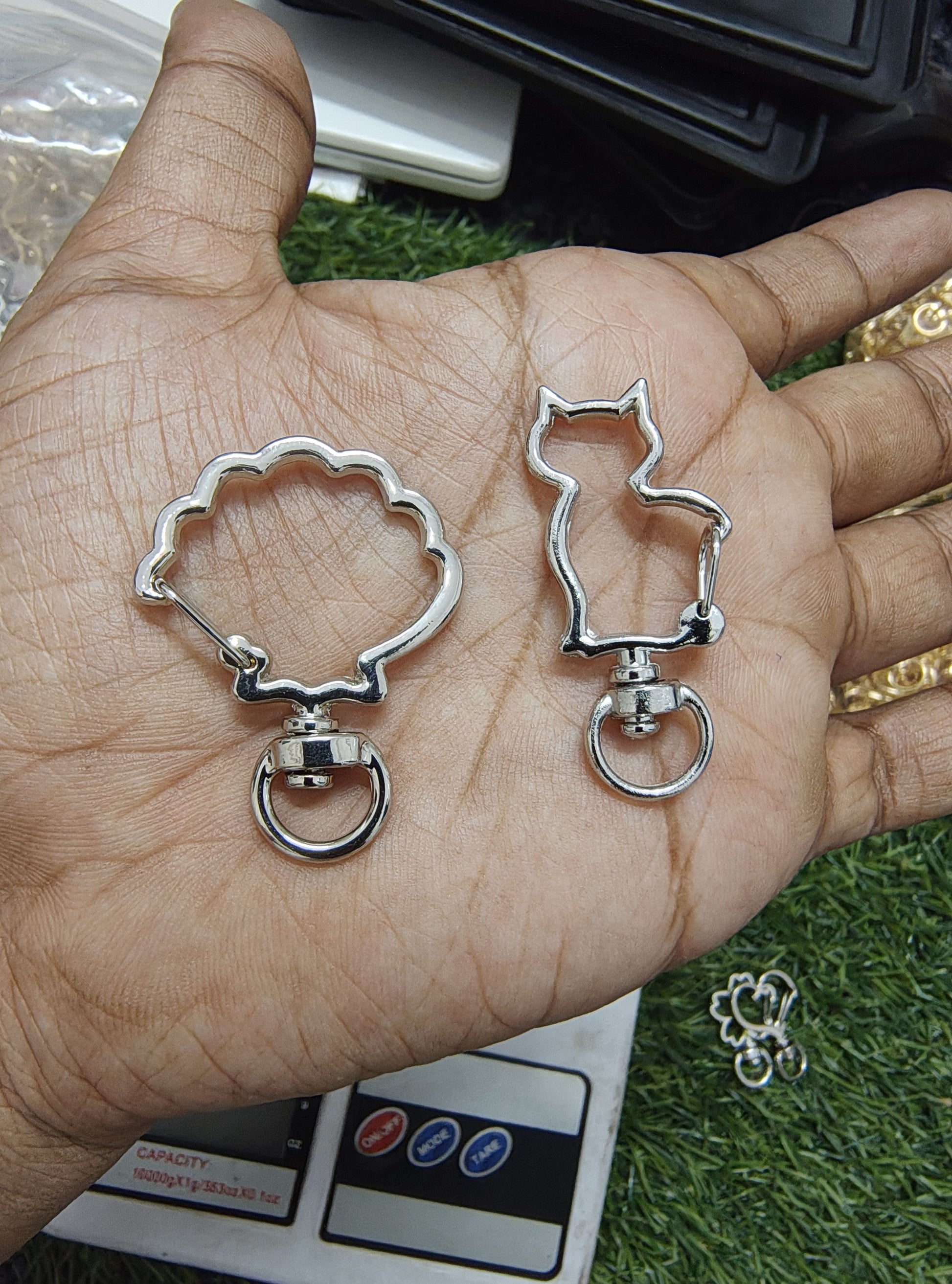 Silver design lobster hook